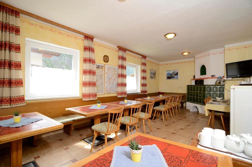 Hotel Haus Gamsblick à Umhausen Extérieur photo